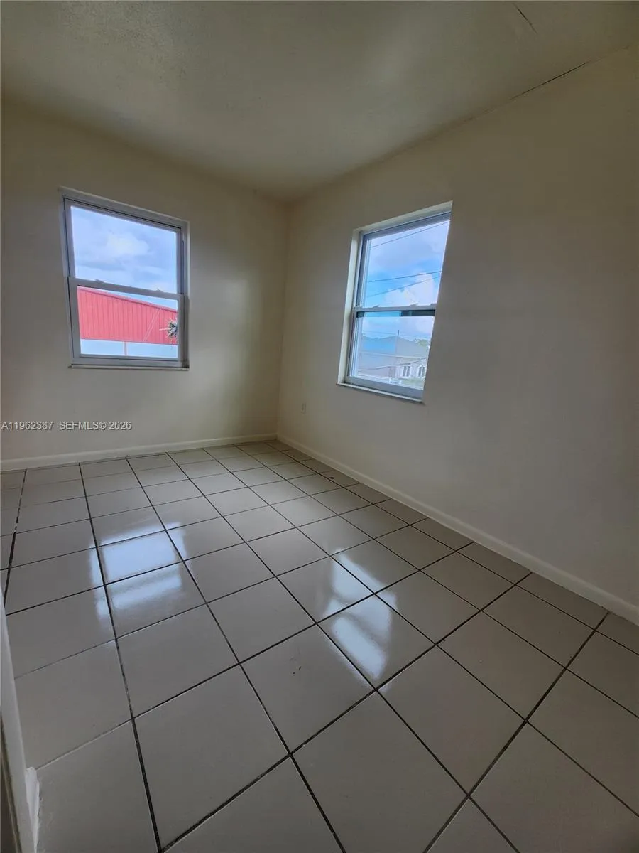 4131 Commercial Dr Sebring, FL 33870