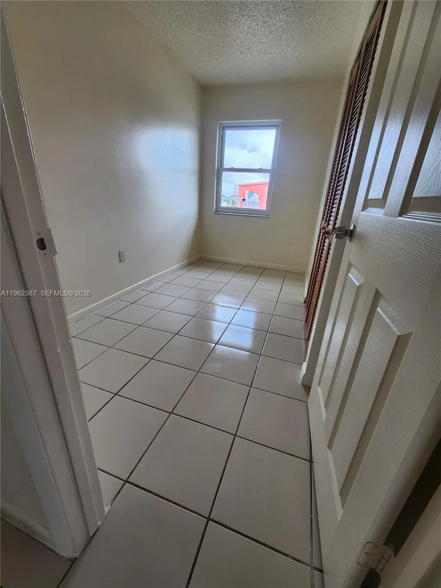 4131 Commercial Dr Sebring, FL 33870