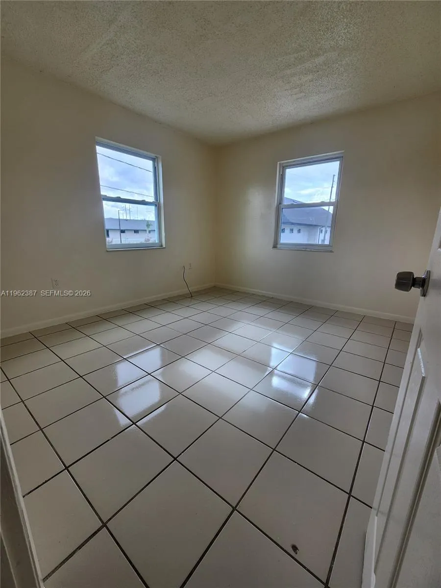 4131 Commercial Dr Sebring, FL 33870