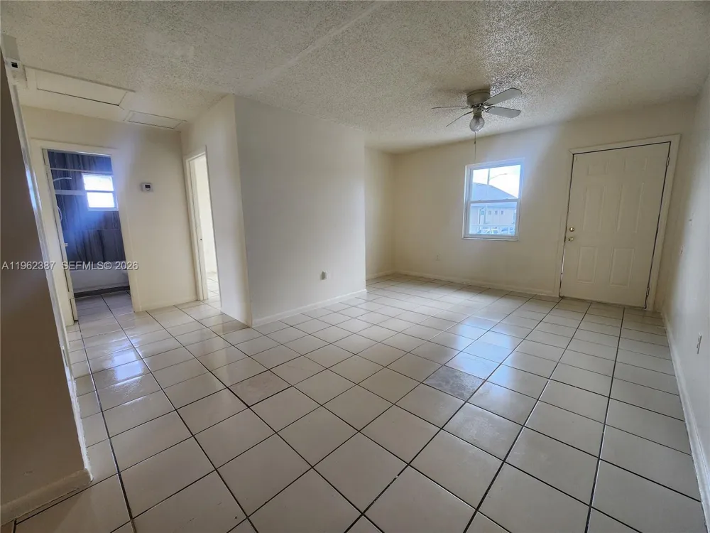4131 Commercial Dr Sebring, FL 33870