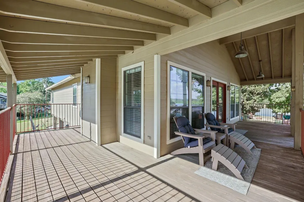 140 Elm Drive Onalaska, TX 77360