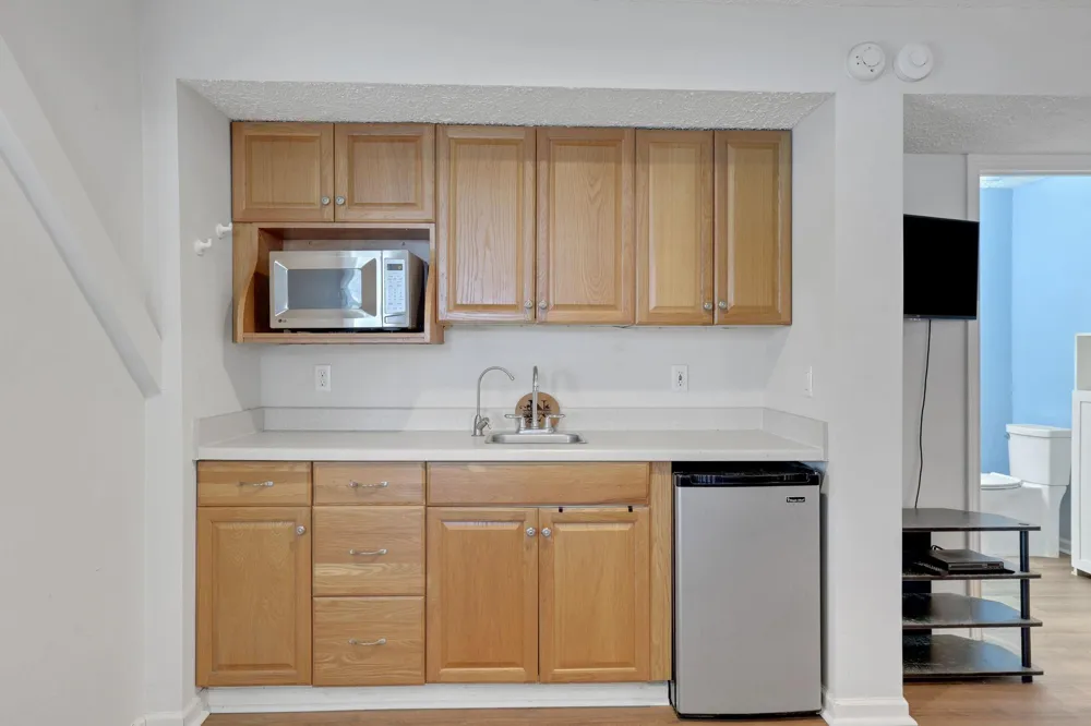 140 Elm Drive Onalaska, TX 77360