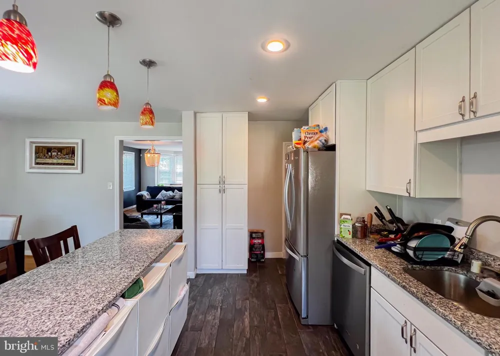 5826 EDMONDSON AVENUE Baltimore, MD 21228