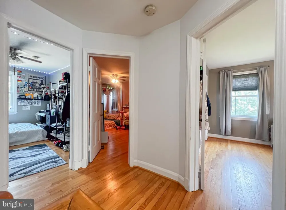 5826 EDMONDSON AVENUE Baltimore, MD 21228