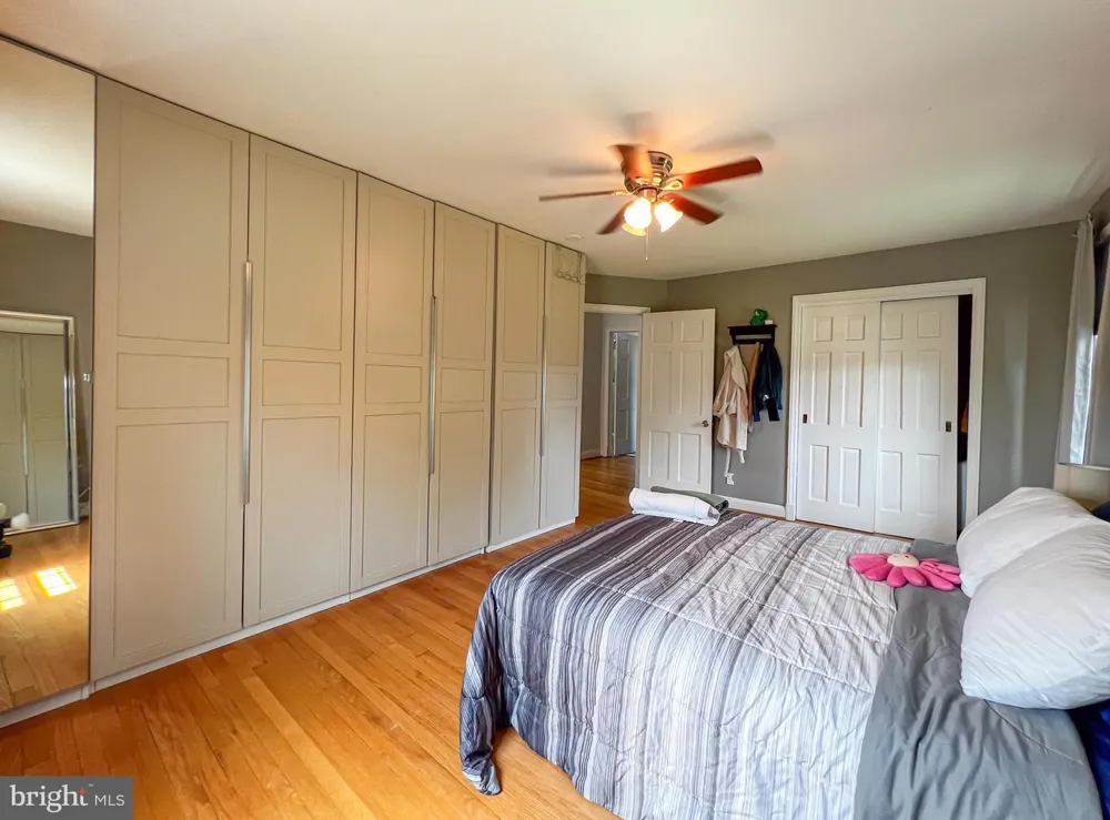 5826 EDMONDSON AVENUE Baltimore, MD 21228