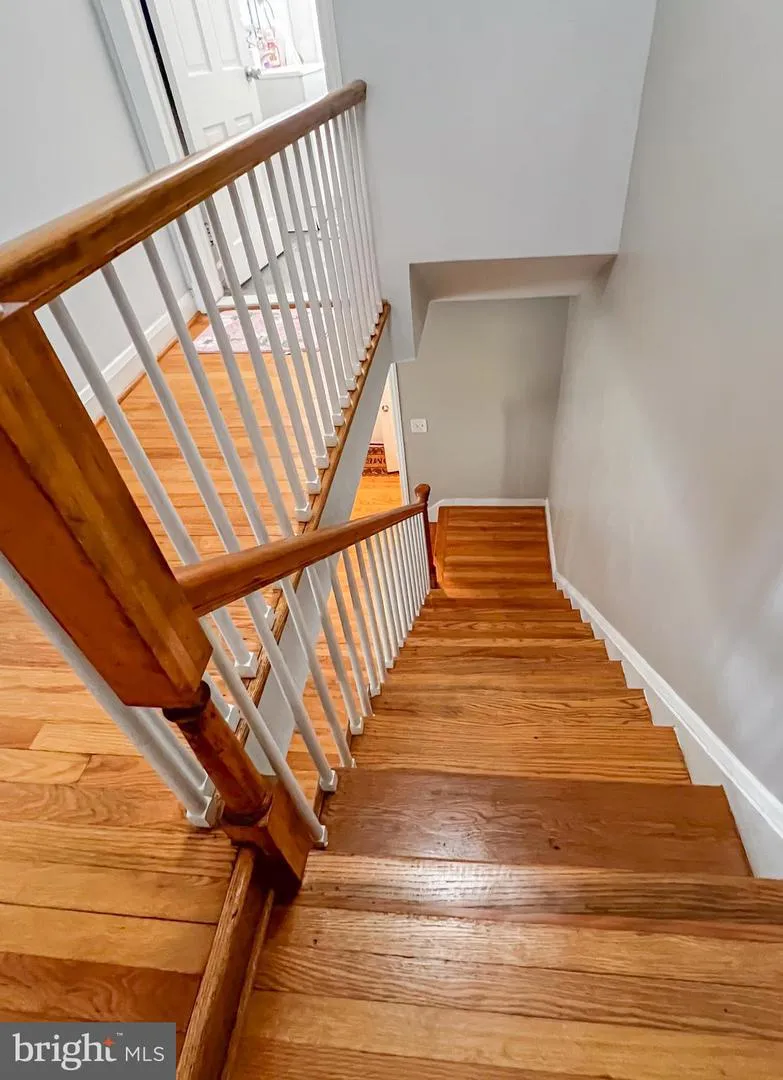 5826 EDMONDSON AVENUE Baltimore, MD 21228