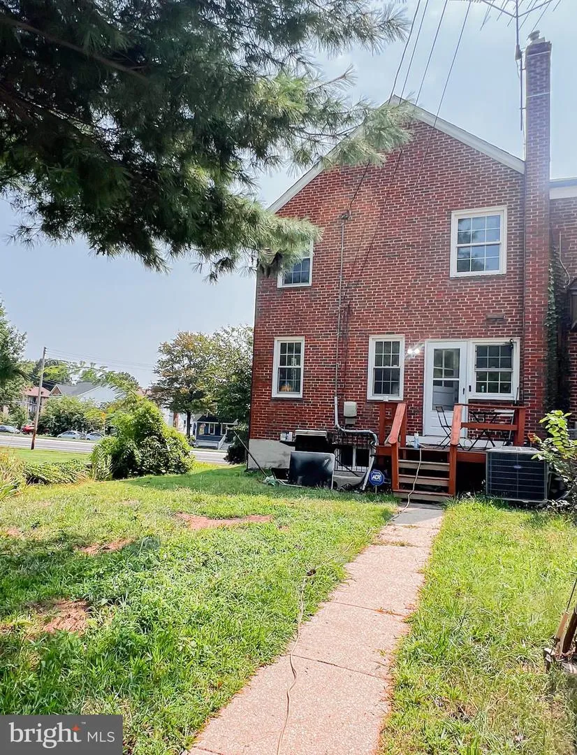 5826 EDMONDSON AVENUE Baltimore, MD 21228