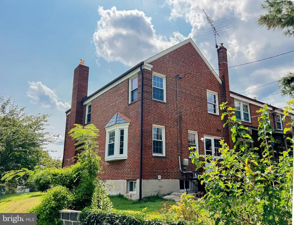 5826 EDMONDSON AVENUE Baltimore, MD 21228