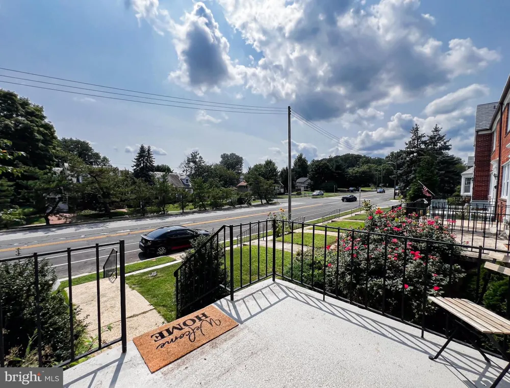 5826 EDMONDSON AVENUE Baltimore, MD 21228
