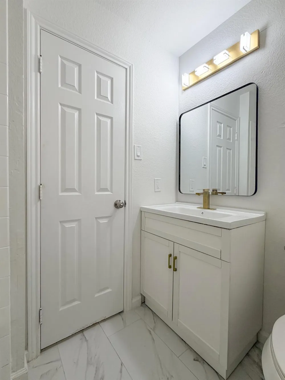 19703 Vista Lake Court Cypress, TX 77433