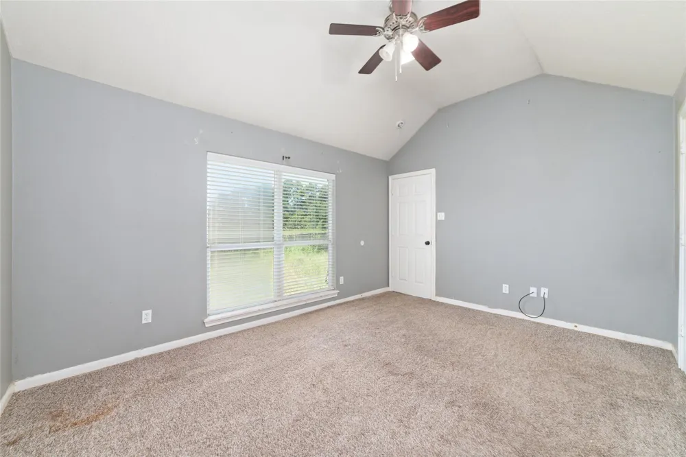 1014 Oak Glen Drive Willis, TX 77378