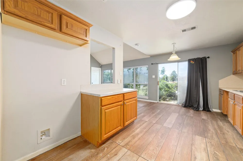 1014 Oak Glen Drive Willis, TX 77378
