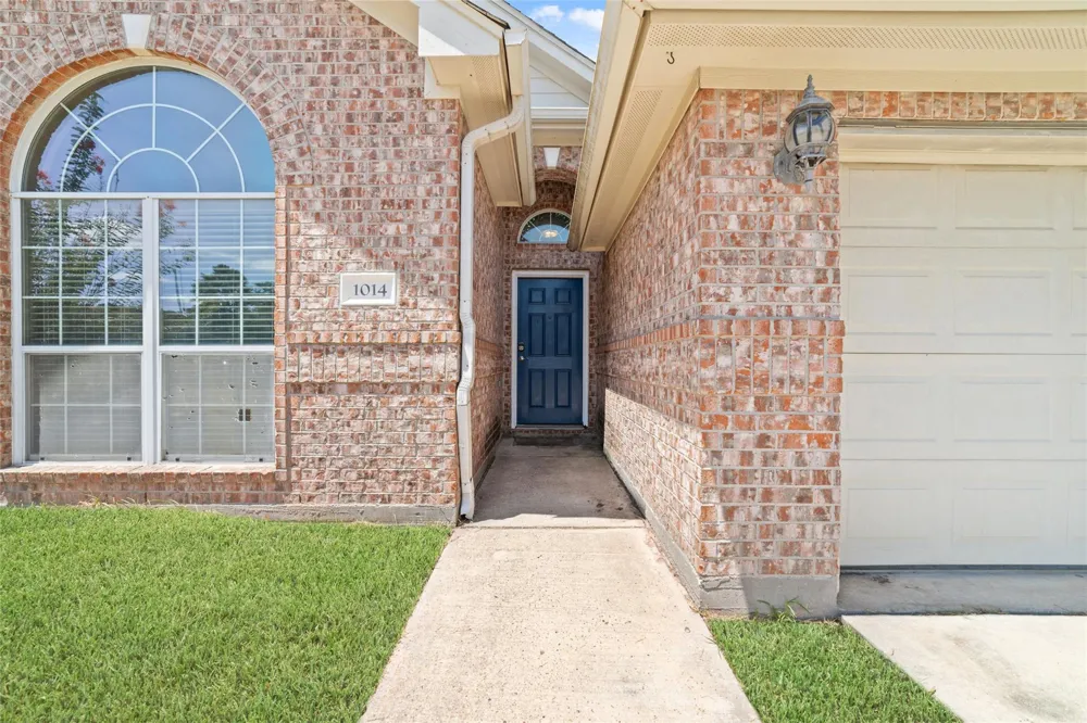 1014 Oak Glen Drive Willis, TX 77378