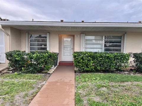 8838 Bella Vista Dr