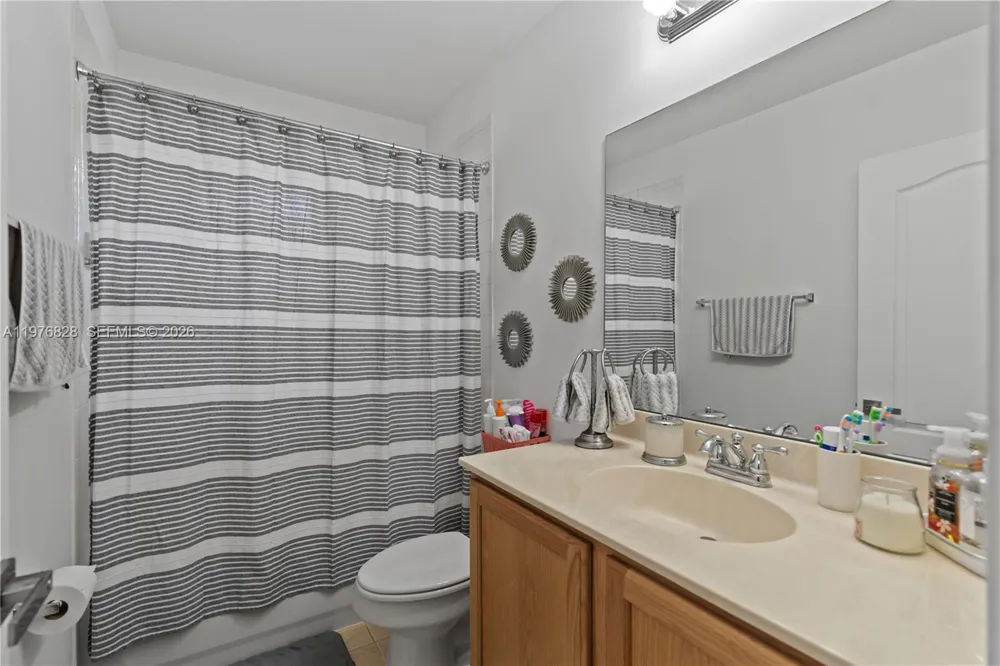 4301 Macarthur Palm Trl Green Acres, FL 33463