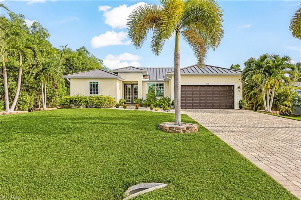 3742 Tangelo Drive St. James City, FL 33956