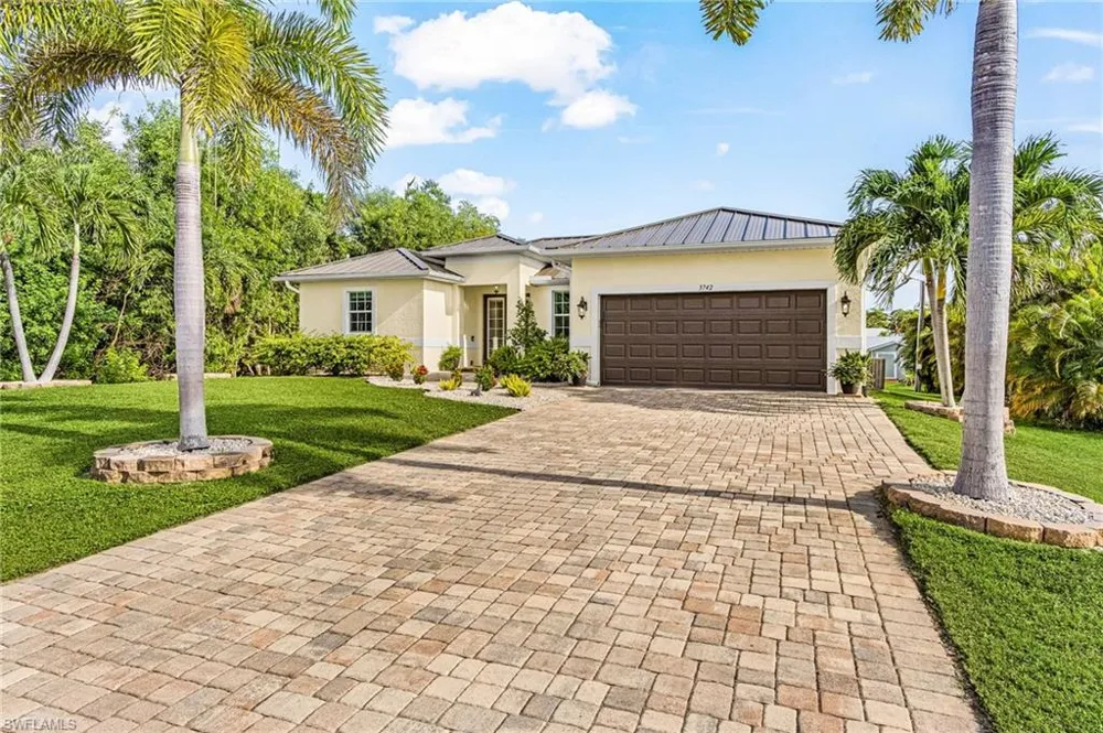 3742 Tangelo Drive St. James City, FL 33956