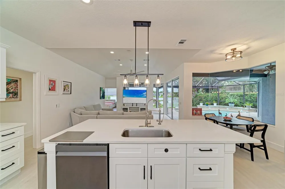 11234 RIVERS BLUFF CIRCLE Bradenton, FL 34202