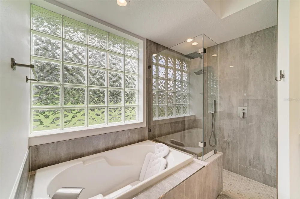 11234 RIVERS BLUFF CIRCLE Bradenton, FL 34202