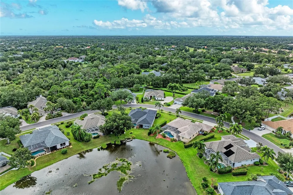 11234 RIVERS BLUFF CIRCLE Bradenton, FL 34202