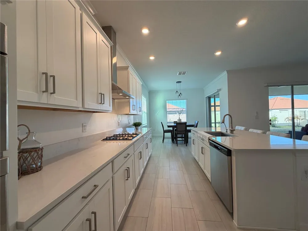 17165 SCUBA CREST STREET Wimauma, FL 33598