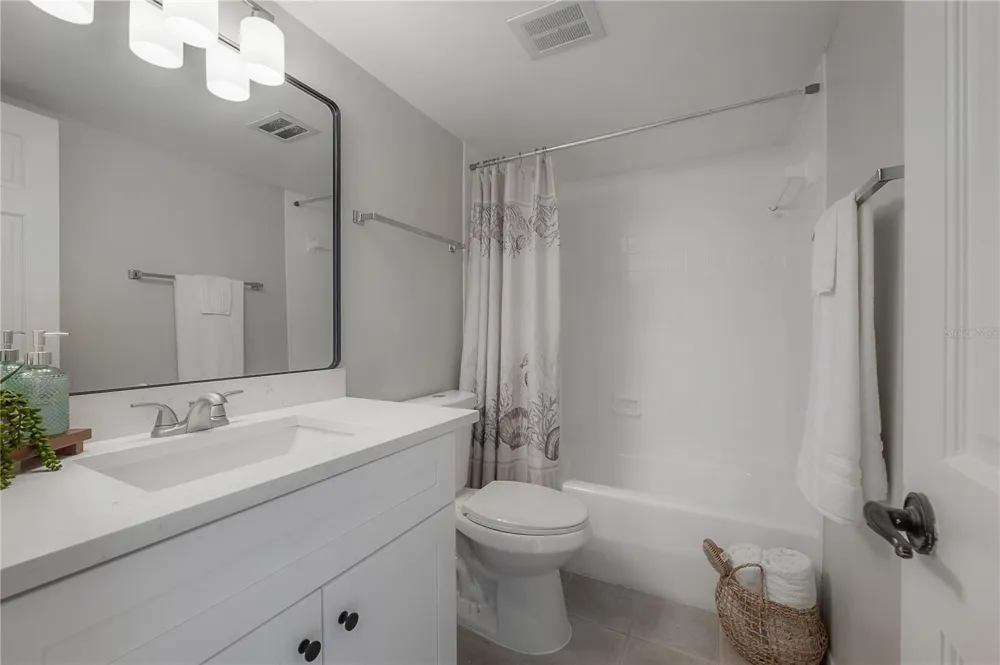 10391 CARROLLWOOD LANE #294 Tampa, FL 33618