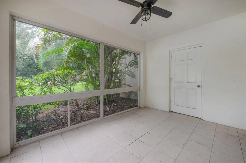 10391 CARROLLWOOD LANE #294 Tampa, FL 33618