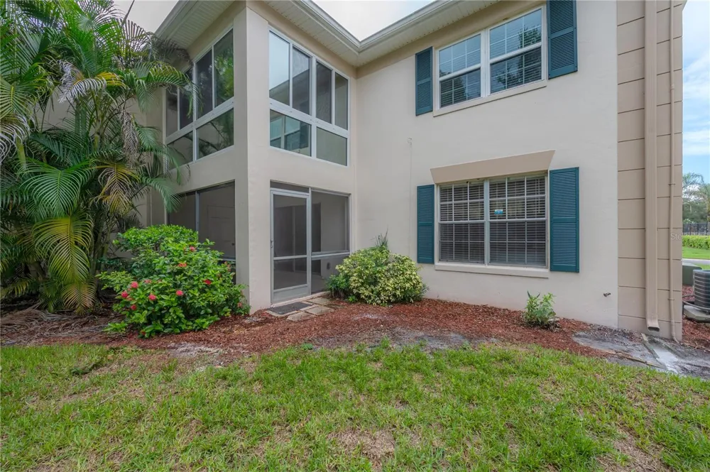 10391 CARROLLWOOD LANE #294 Tampa, FL 33618