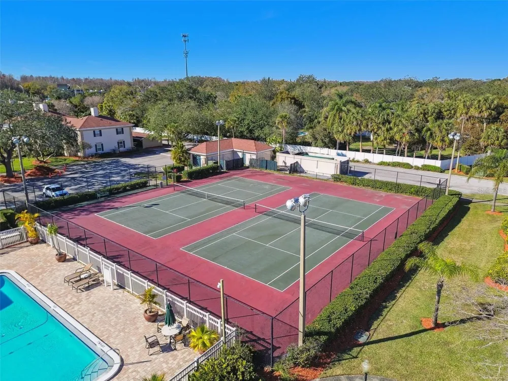 10391 CARROLLWOOD LANE #294 Tampa, FL 33618