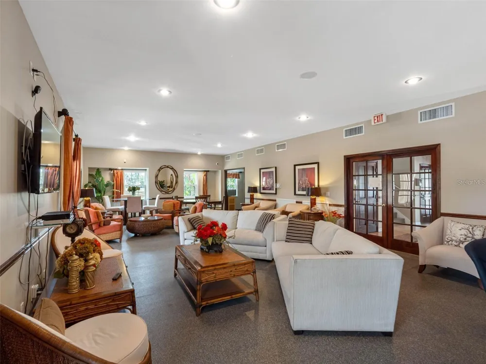 10391 CARROLLWOOD LANE #294 Tampa, FL 33618