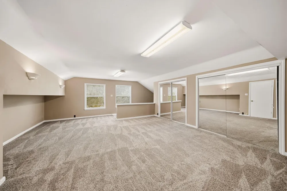 9719 I 10 Frontage Road Sealy, TX 77474