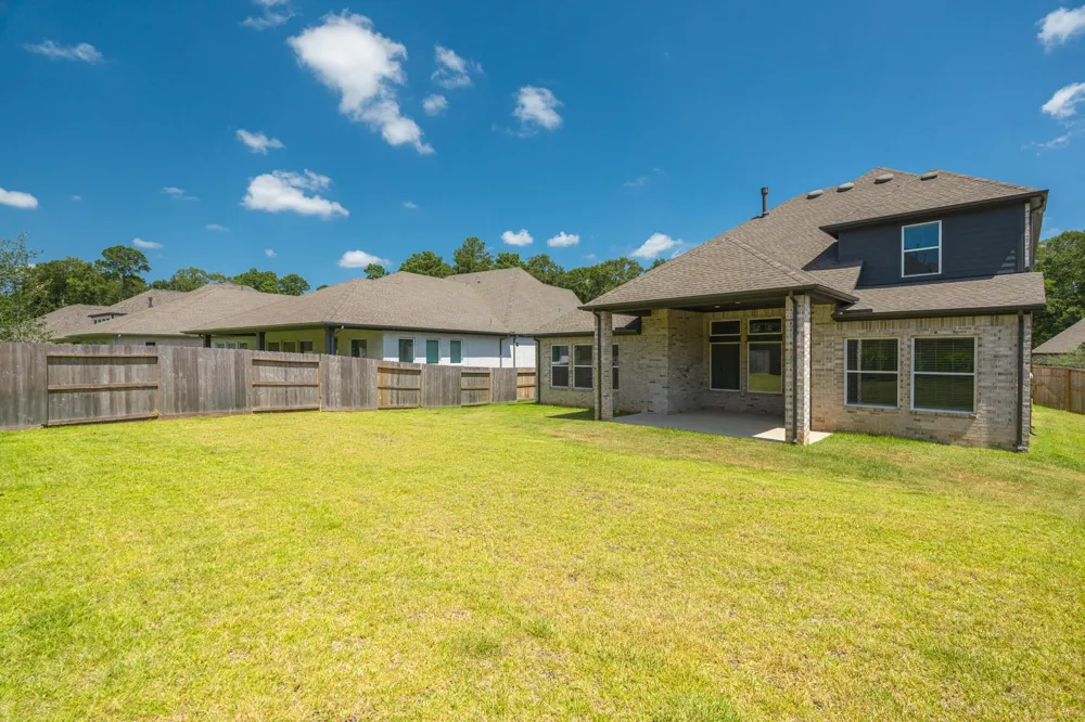 231 Painters Ridge Court Willis, TX 77318