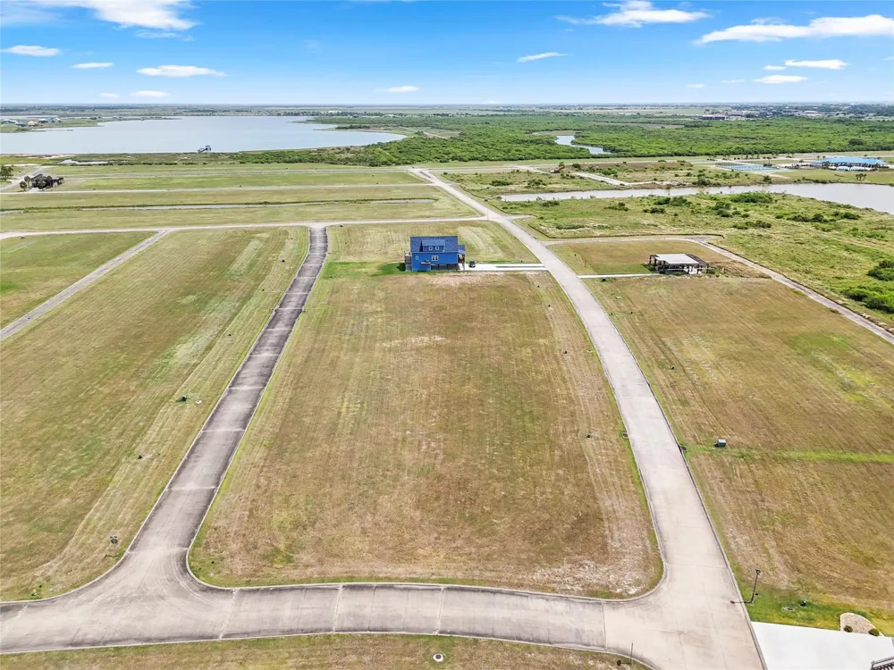 3041 Sandy Lane Palacios, TX 77465