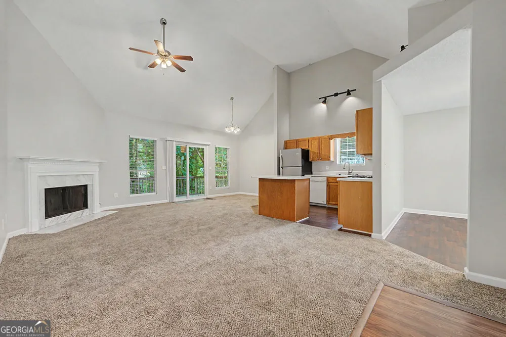 176 Shallow Ridge LN NE Kennesaw, GA 30144