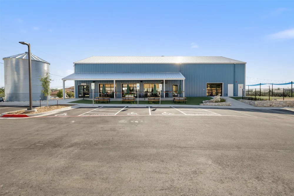 330 Southwind Road Point Venture, TX 78645