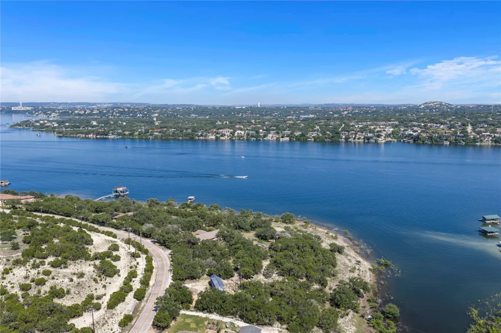 330 Southwind Road Point Venture, TX 78645