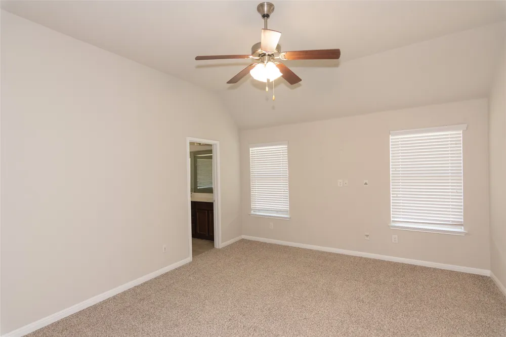 1916 Bobbywoods Lane Manchaca, TX 78652