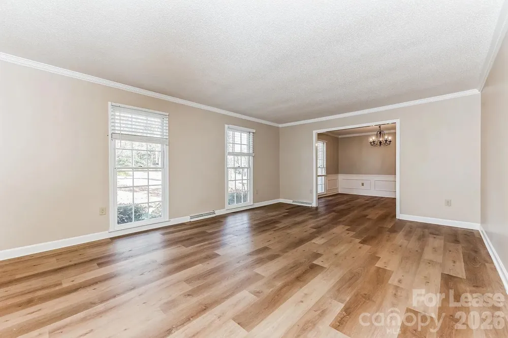 2801 Valencia Terrace Charlotte, NC 28211