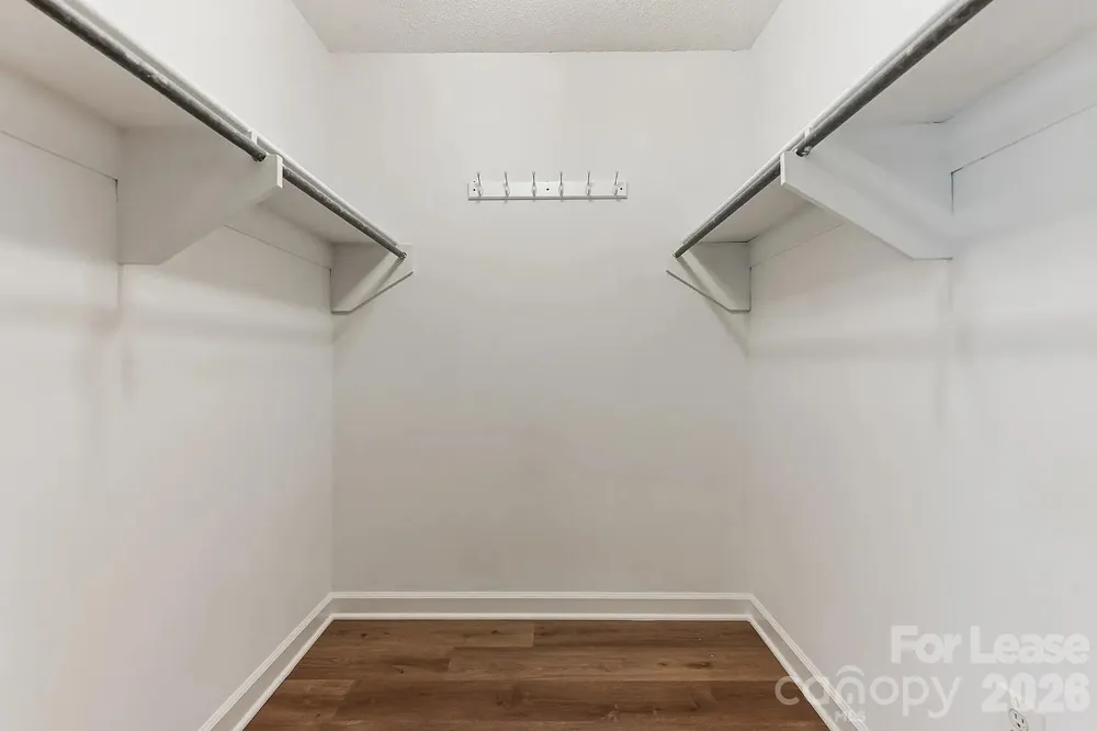 2801 Valencia Terrace Charlotte, NC 28211