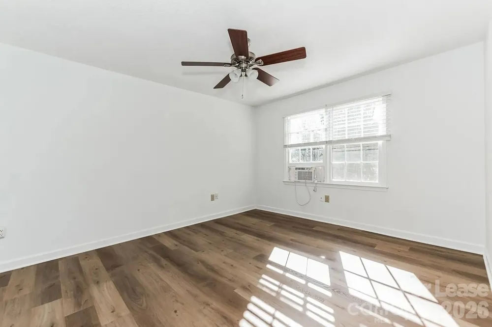 2801 Valencia Terrace Charlotte, NC 28211