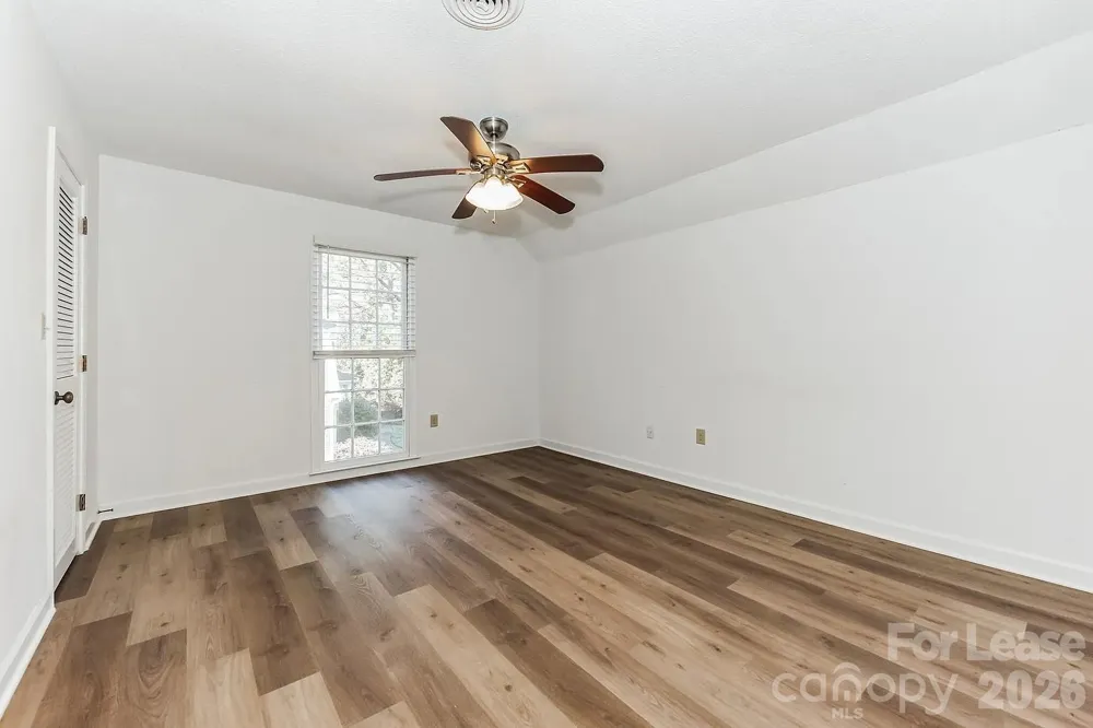 2801 Valencia Terrace Charlotte, NC 28211