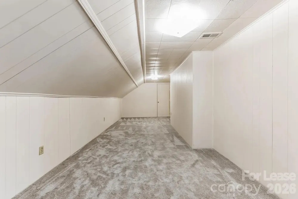 2801 Valencia Terrace Charlotte, NC 28211