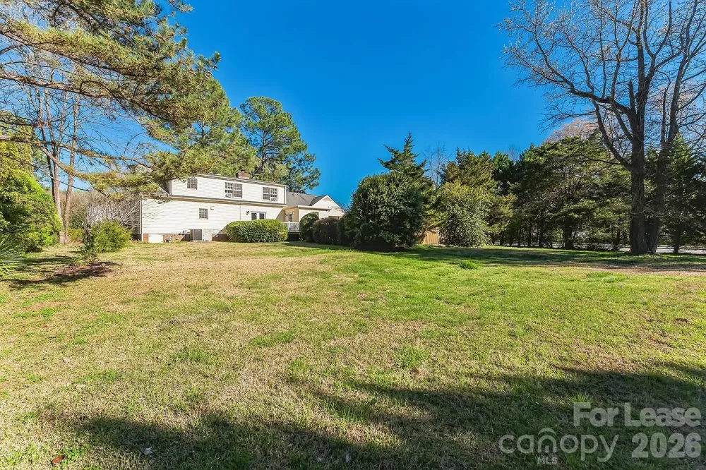 2801 Valencia Terrace Charlotte, NC 28211