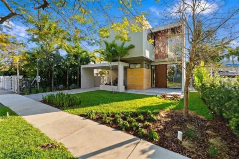 234 SW 22nd Rd
