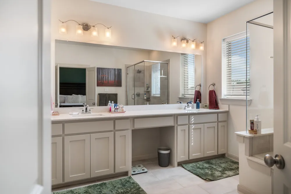4506 Spanish Indigo Lane Arlington, TX 76005
