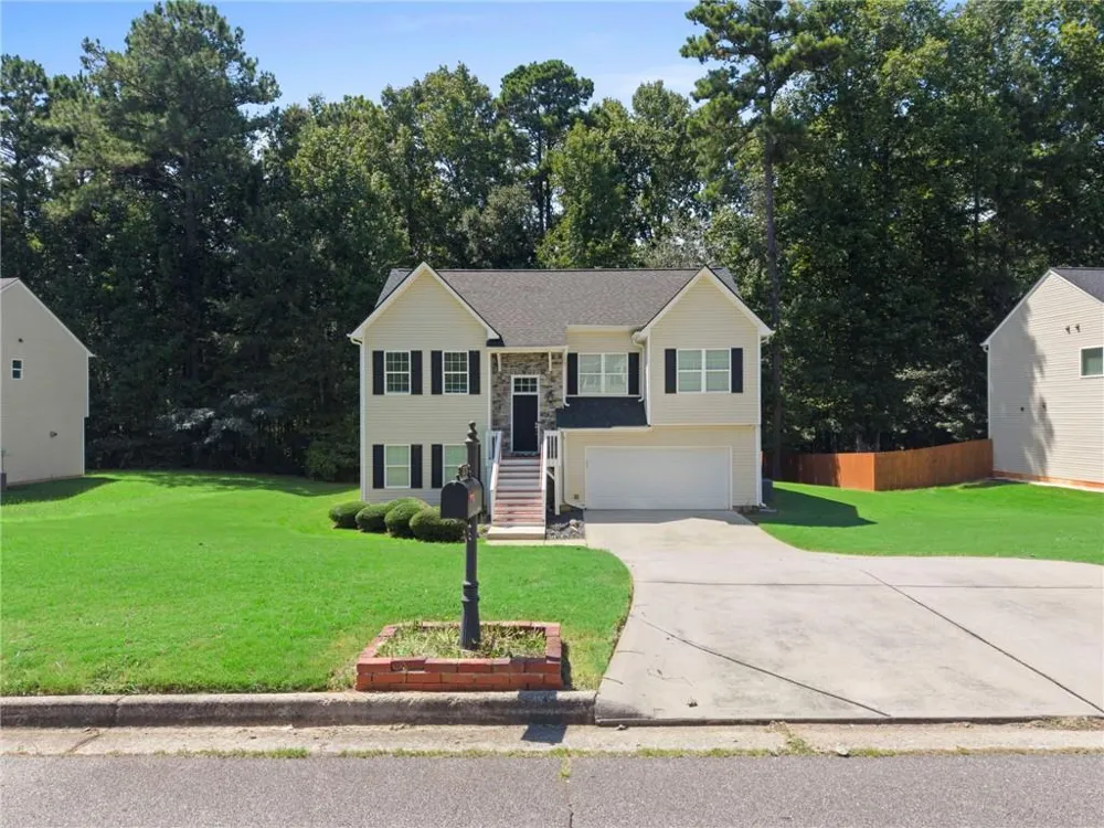 5276 Miranda Way Powder Springs, GA 30127
