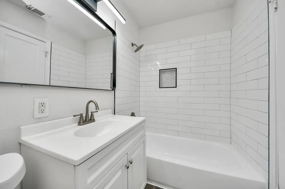 4914 Enyart Street Houston, TX 77021
