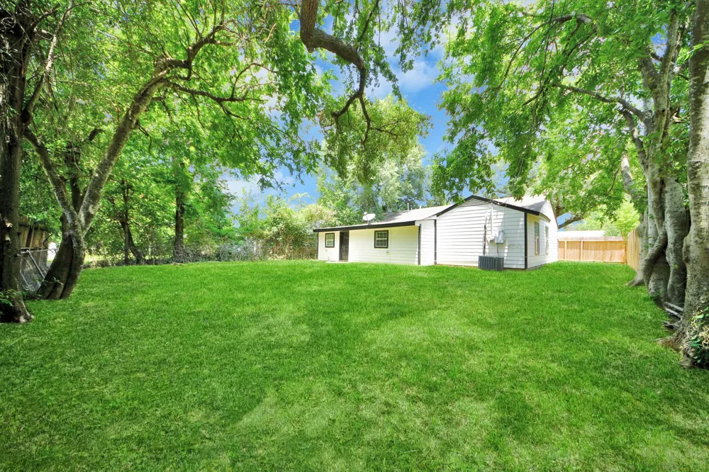4914 Enyart Street Houston, TX 77021