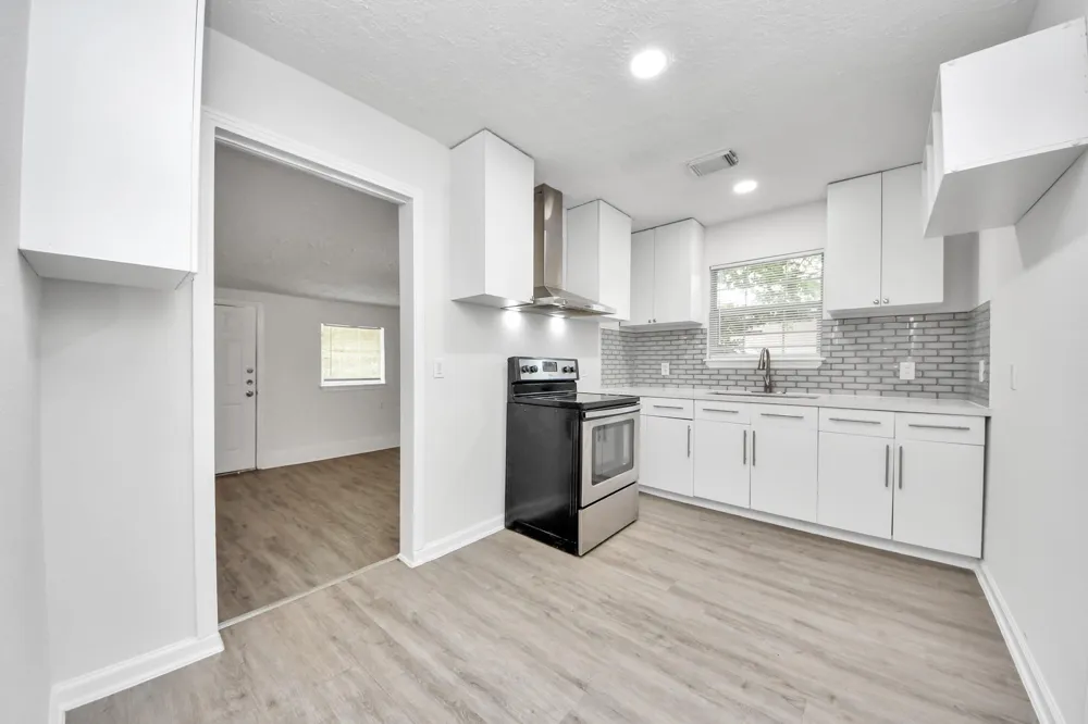 4914 Enyart Street Houston, TX 77021