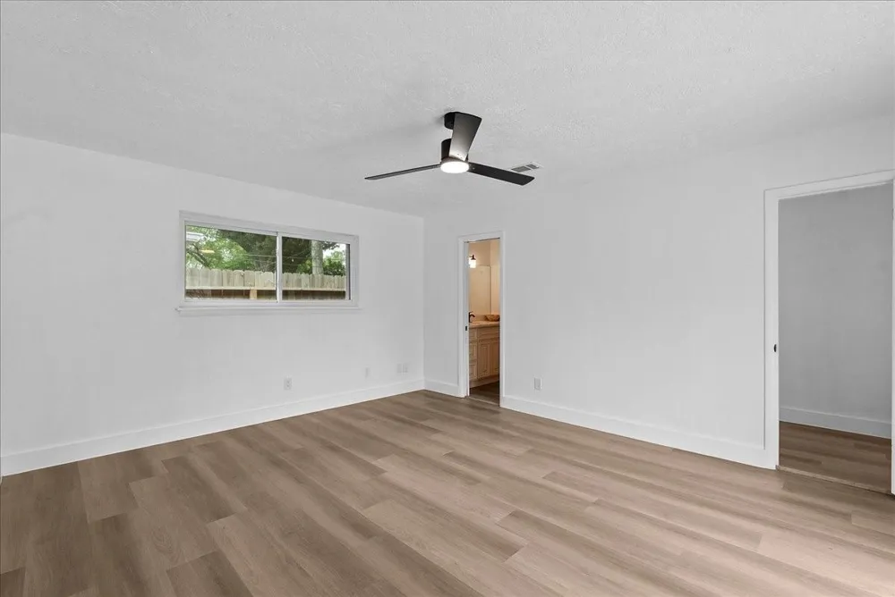 11510 Mullins Drive Houston, TX 77035